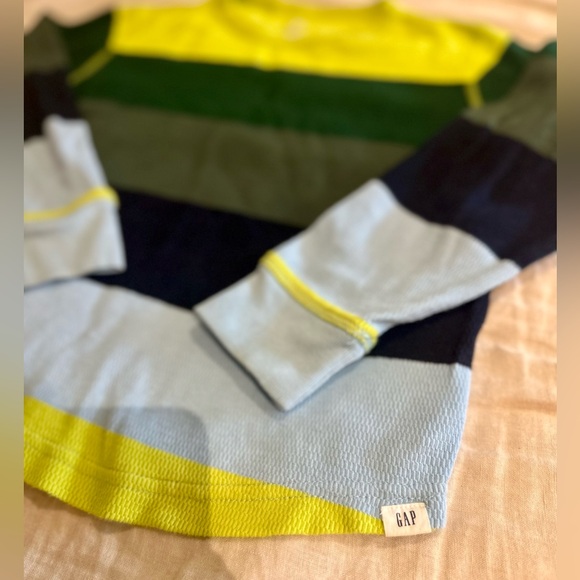 Gap waffle shirt color block size 5 - Picture 5 of 6